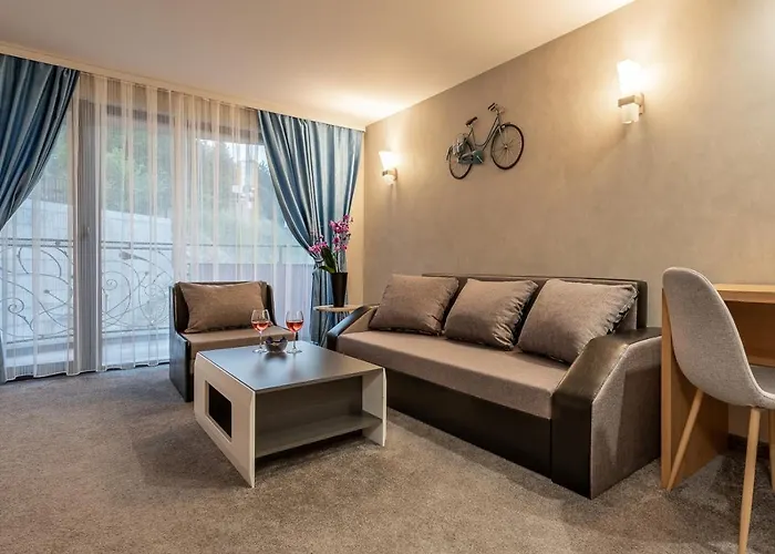 Mobi Dick Family فندق