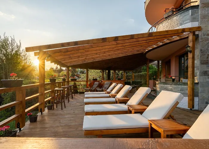 Mobi Dick Family فندق 3*