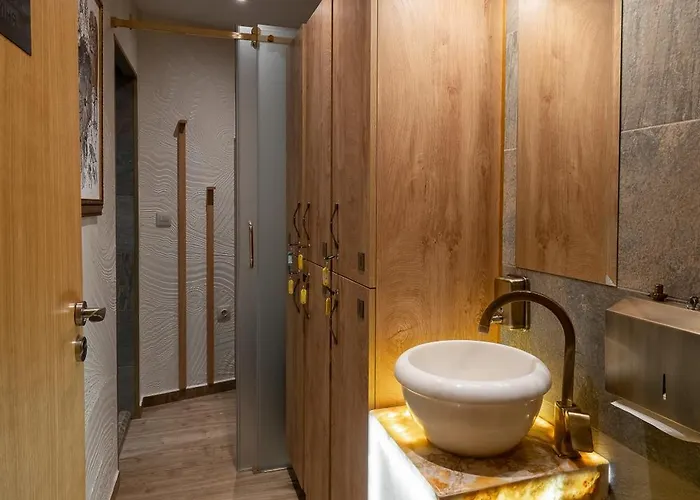 Mobi Dick Family فندق غلافاتارتسي